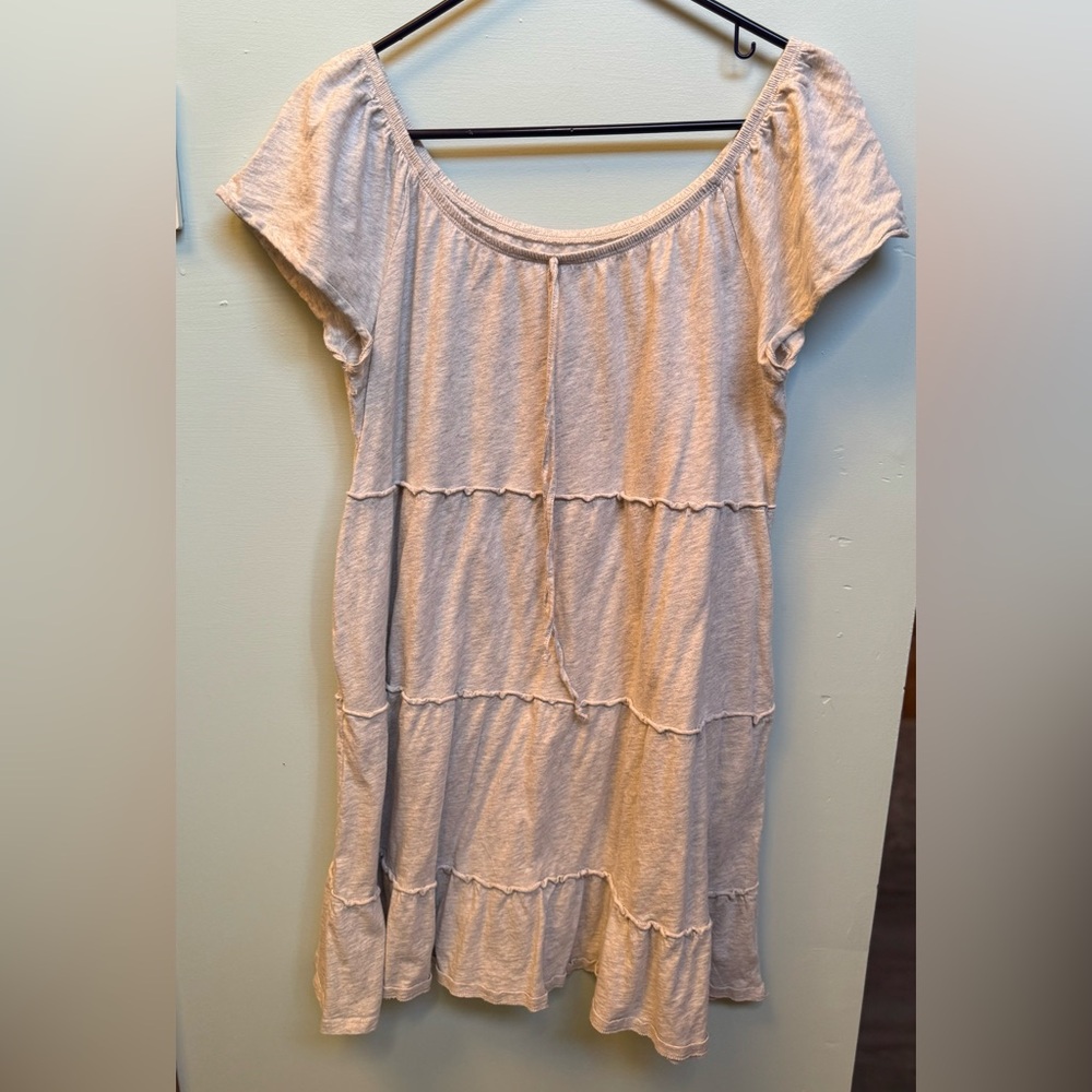 American Eagle Outfitters Light Gray Tiered Scoop-Neck dress